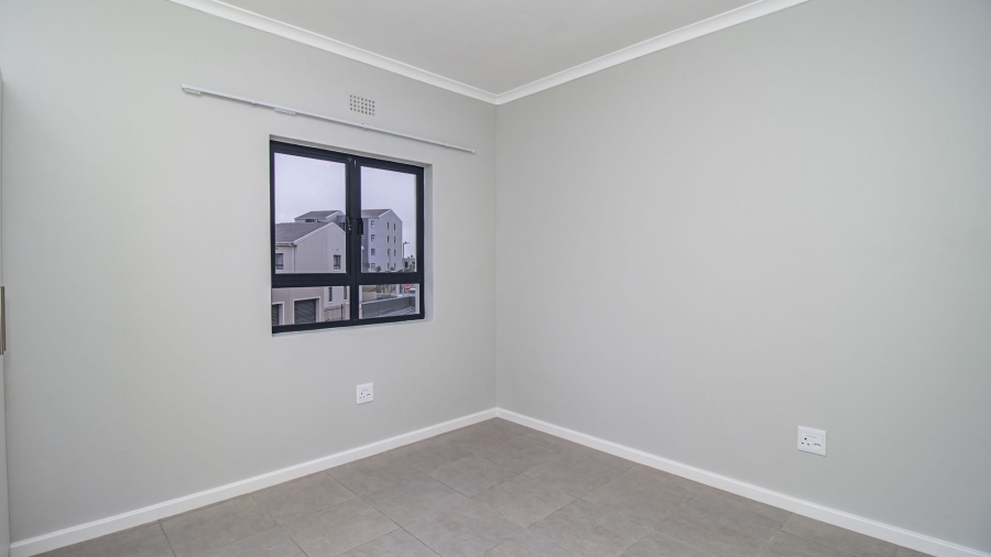 To Let 3 Bedroom Property for Rent in Rivergate Western Cape